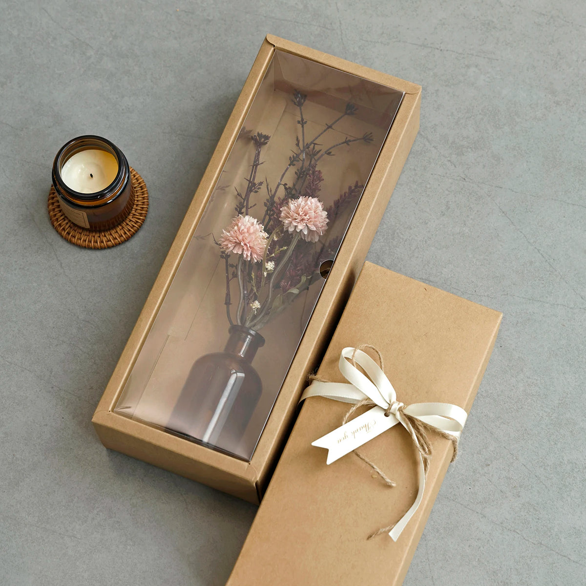 vase moderne fleurs séchées pivoine beige anniversaire mariage décoration intérieure festive baby shower
