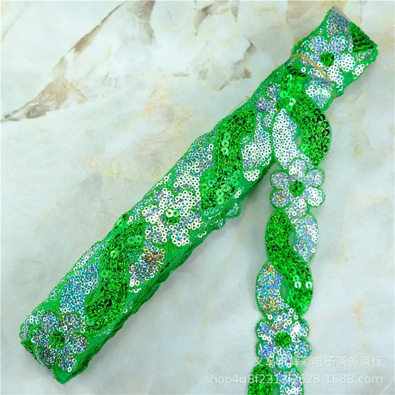 ruban décoratif dentelle sequins fleurs 4cm bleu vert rouge rose or argent partie