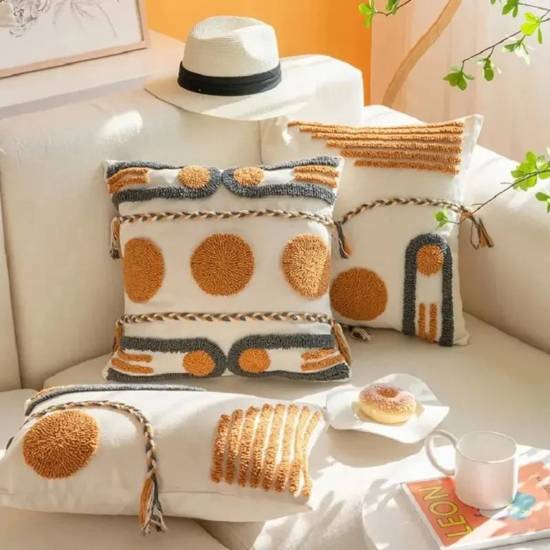 taies d'oreiller géométriques brodées modernes coton polyester blanc orange gris respectueux environnement opaques maison