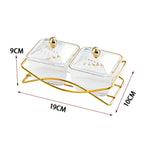 assortiment récipients transparents couverts moderne élégants bol plateau service cuisine