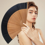 éventail pliant bambou tissu noir beige rayures géométrique classique tassel summer dance deco