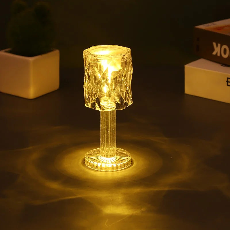 lampe table moderne transparente rayures texturées base plate led changeante nocturne chambre festive