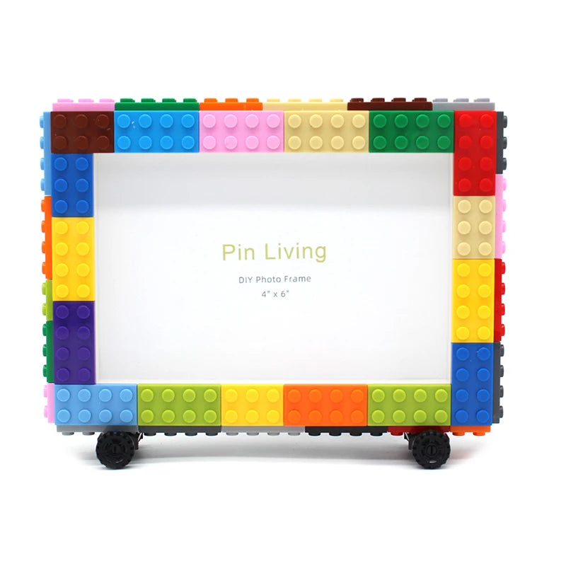 cadre photo multicolore texture lego créatif moderne fixations noires brique lego fourni