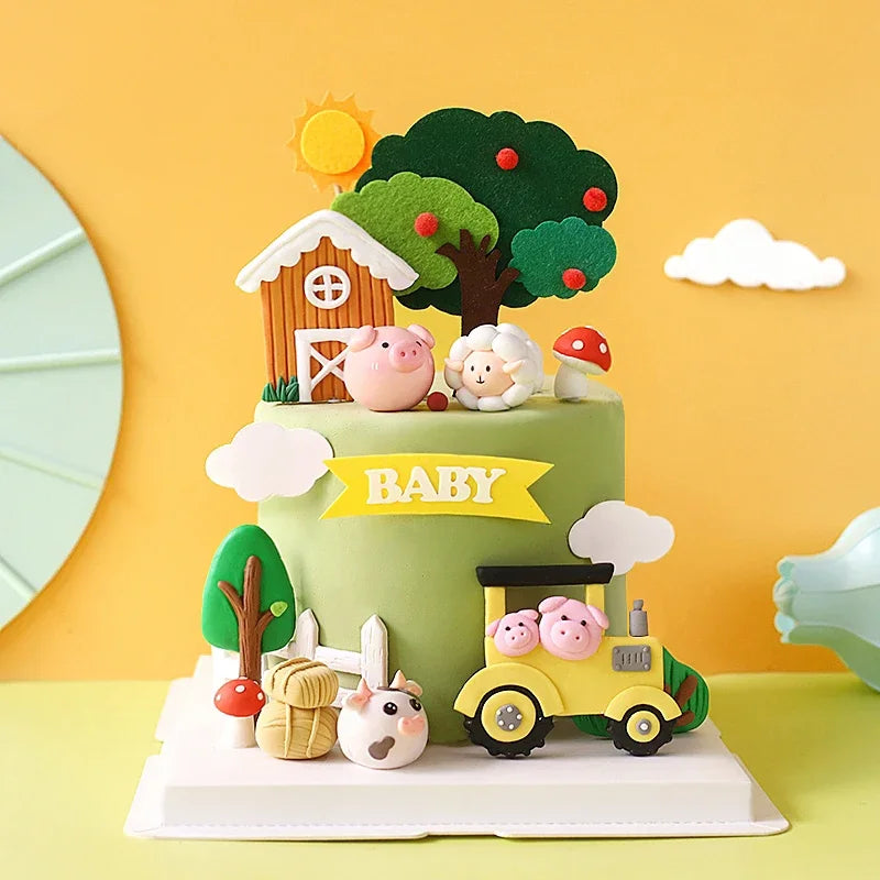 décoration gâteau anniversaire enfant porc mouton maison arbre champignon nuages train vert rouge