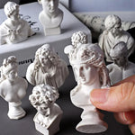 bustes sculptés resine blanc details fins antique figures grecques decor