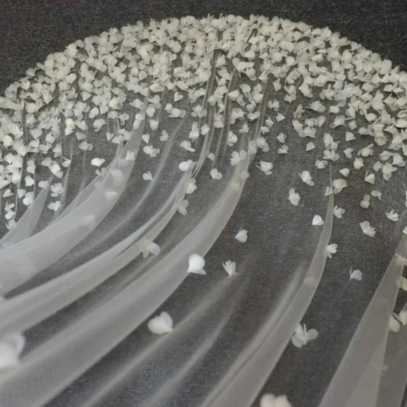 voile mariée blanc fleurs blanches classique romantique transparent dentelle florale