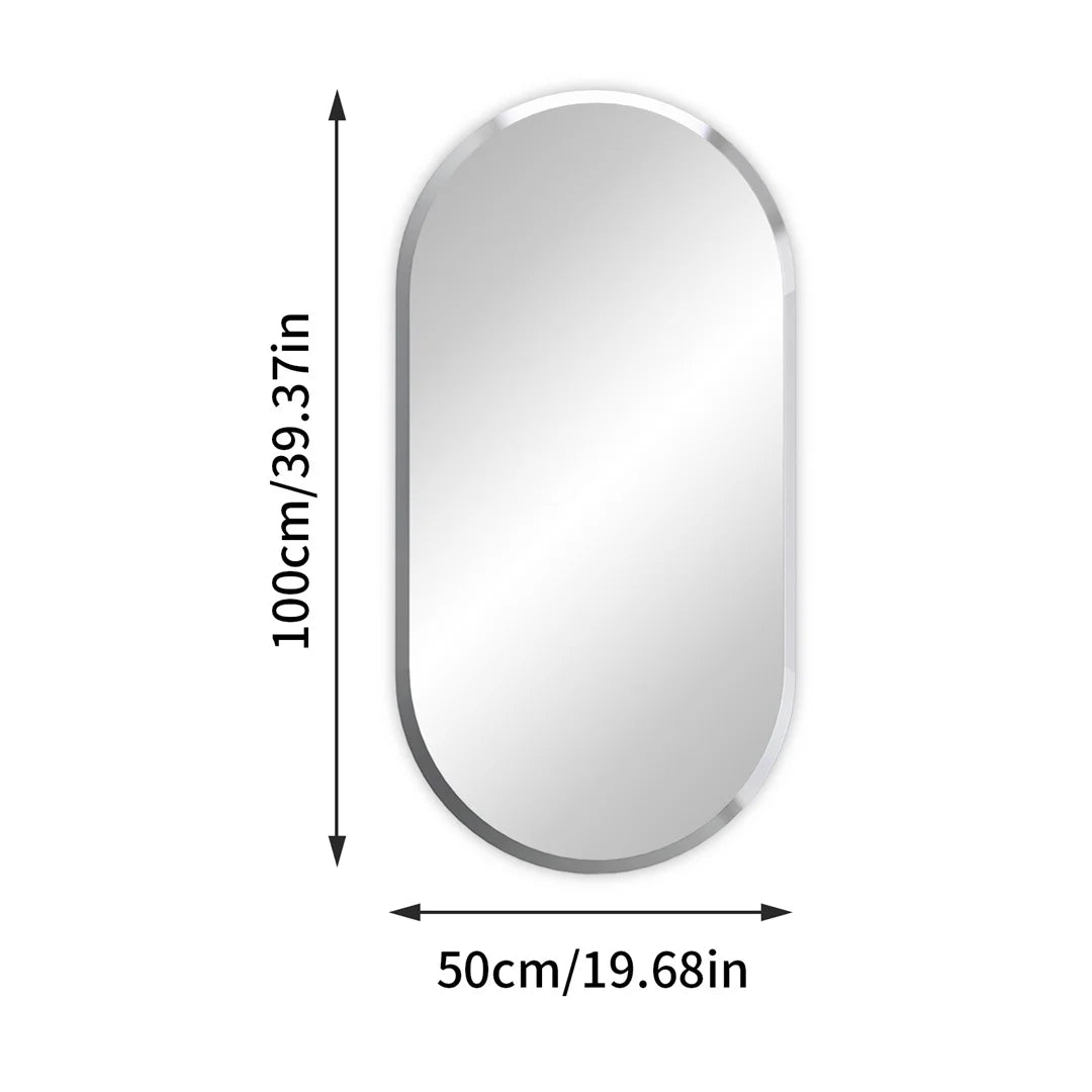 Miroir ovale en métal argenté avec des dimensions de 50 cm de largeur et 100 cm de hauteur.