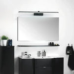 Détail de l'applique murale LED noire avec éclairage doux