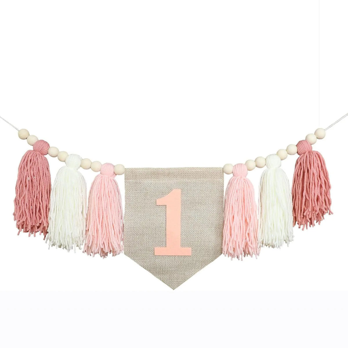 guirlande festivite couronne numerale deco chambre enfant motif pompon boho couleur neutre festive