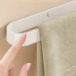 porte sabots mural adhésif moderne texture mat blanc bleu clair rose pâle