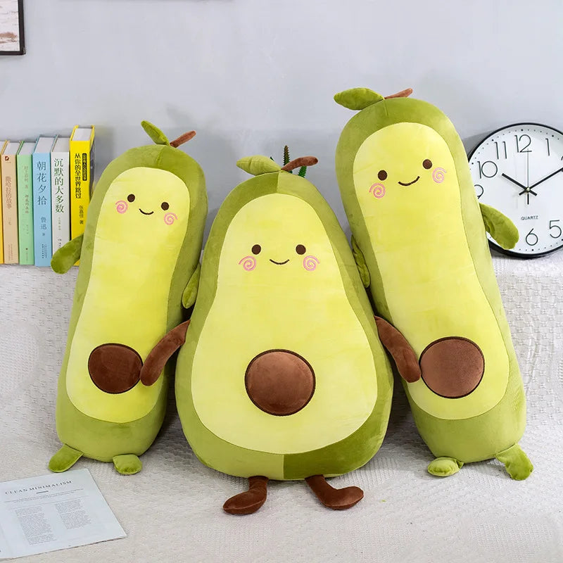 peluche avocat souriant mignon cartoon vert brun lit chambre décoration intérieure française enfants chambre