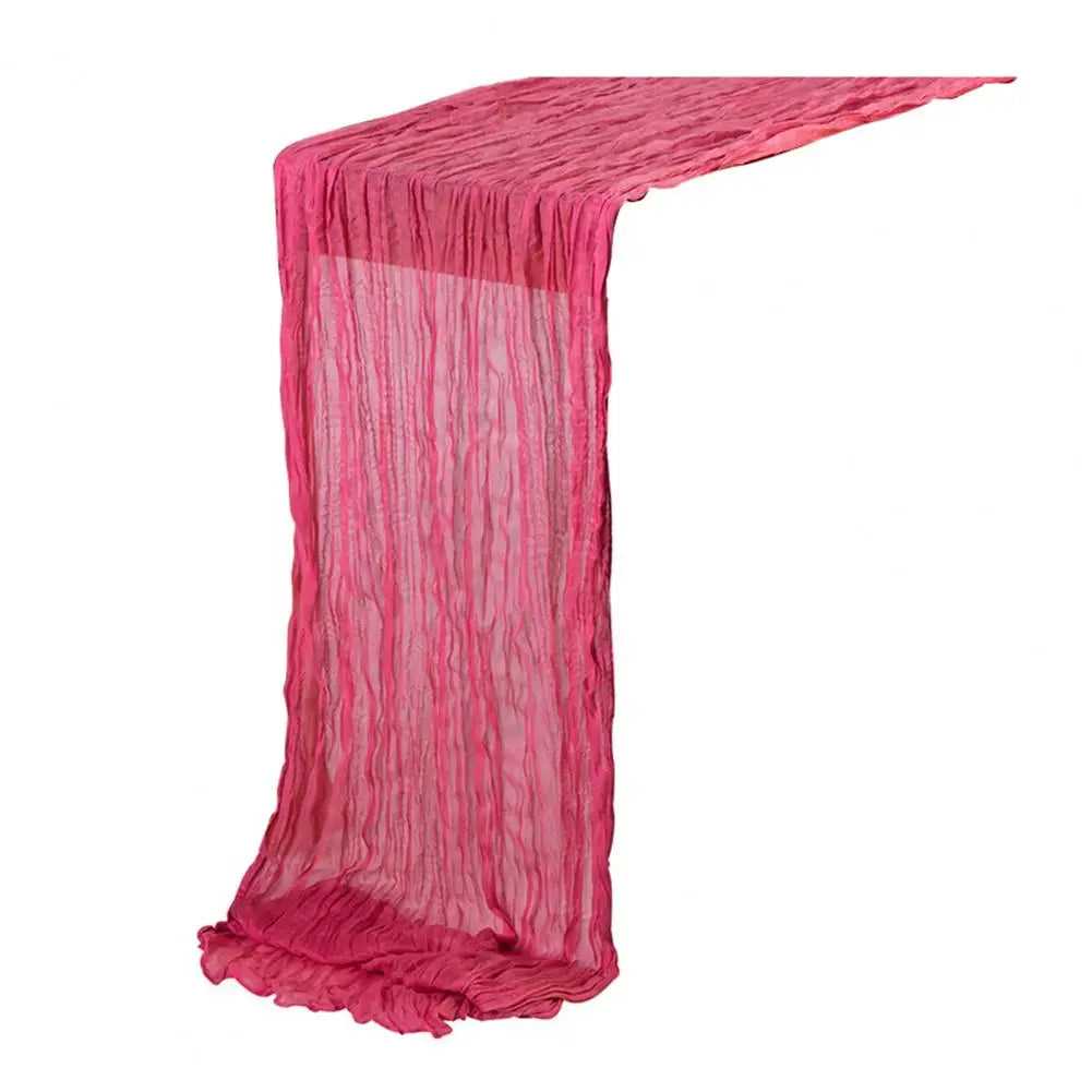nappe runner texturée plissée semi transparente rouge foncé violet beige blanc cassé événementiel mariage