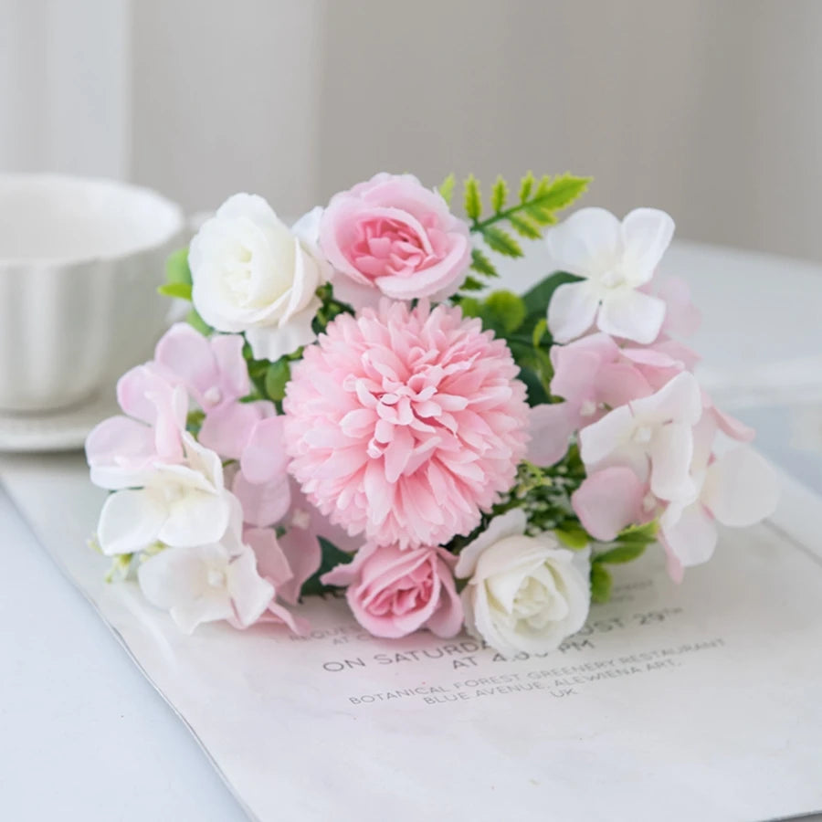 décoration extérieure bouquet fleurs artificielles moderne pivoines roses dahlias élégantes variées couleurs