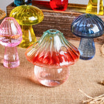 vase moderne transparent champignons colorés orange rouge bleu vert reflets