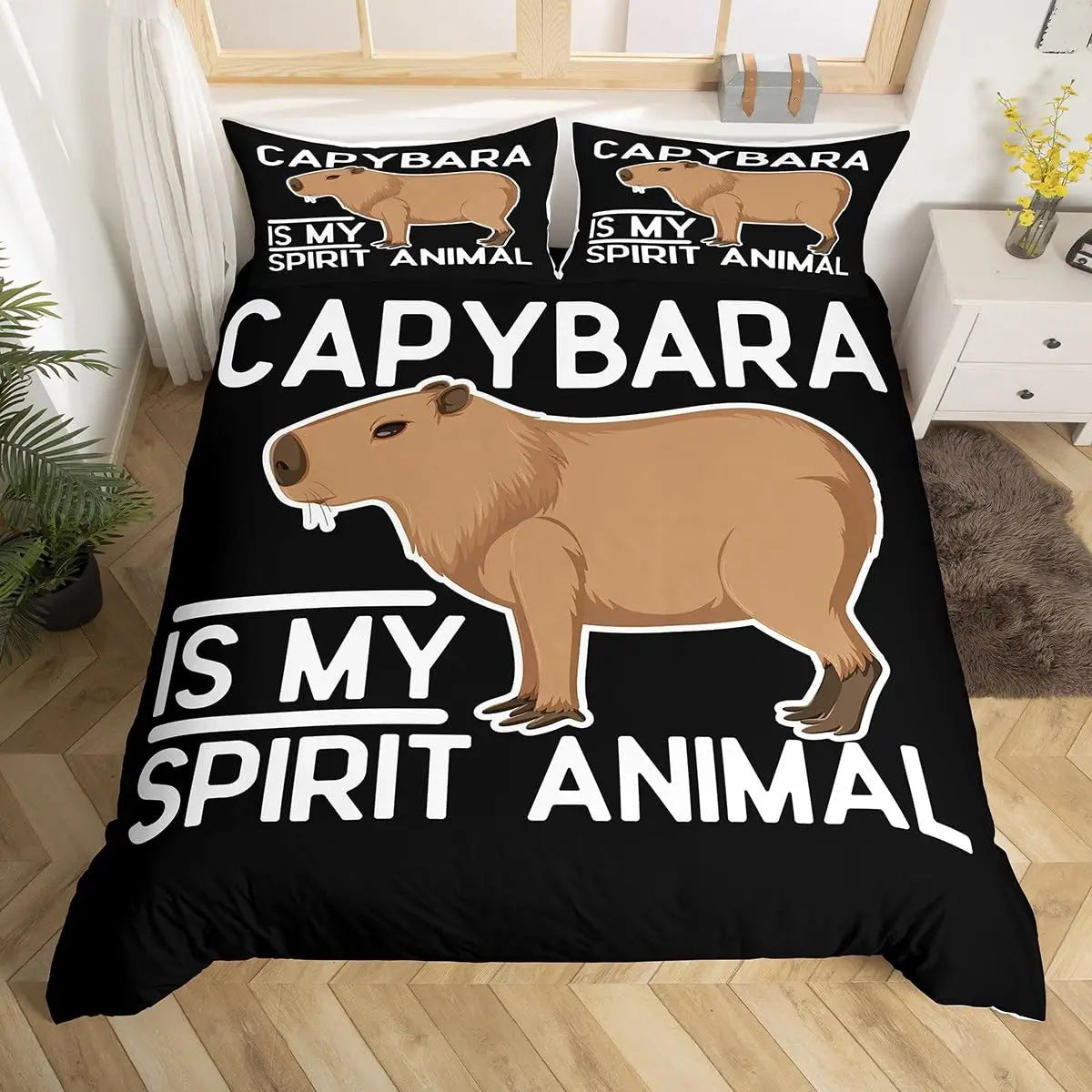 Chambre d'enfant décorée avec la housse de couette capybara et accessoires coordonnés