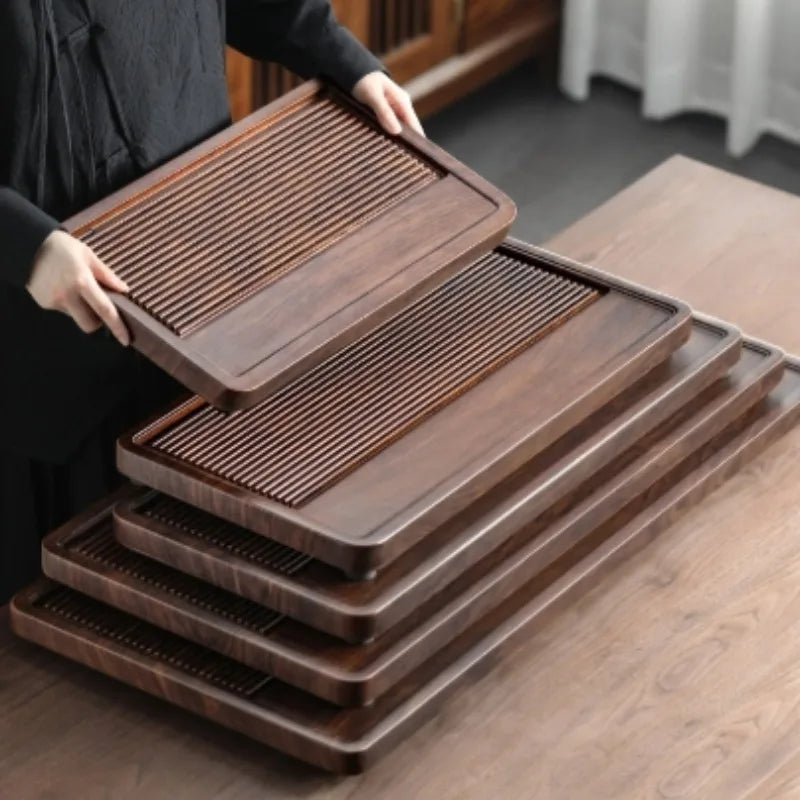 plateau thé bois bambou moderne lignes verticales marron foncé tasses théière salon chambre