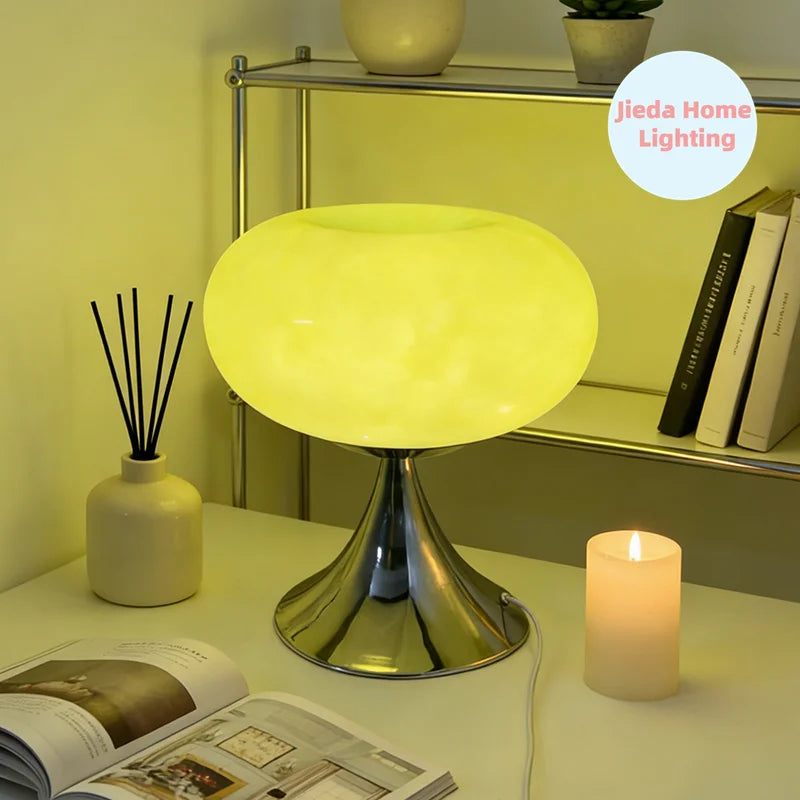 lampe table moderne verre opalescent couleurs vives vert orange rose jaune base métallique prise