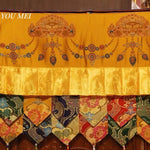 rideau tibétain brodé couleurs or rouge vert bleu beige pompons élégant décoration intérieure fait