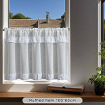 rideaux fenetre valance blanc cassé vert clair tissu texturé rayures verticales bord frangé translucide
