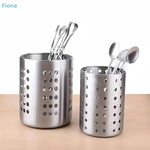boîte rangement ustensiles perforée moderne acier inoxydable argenté cuillères fourchettes couteaux