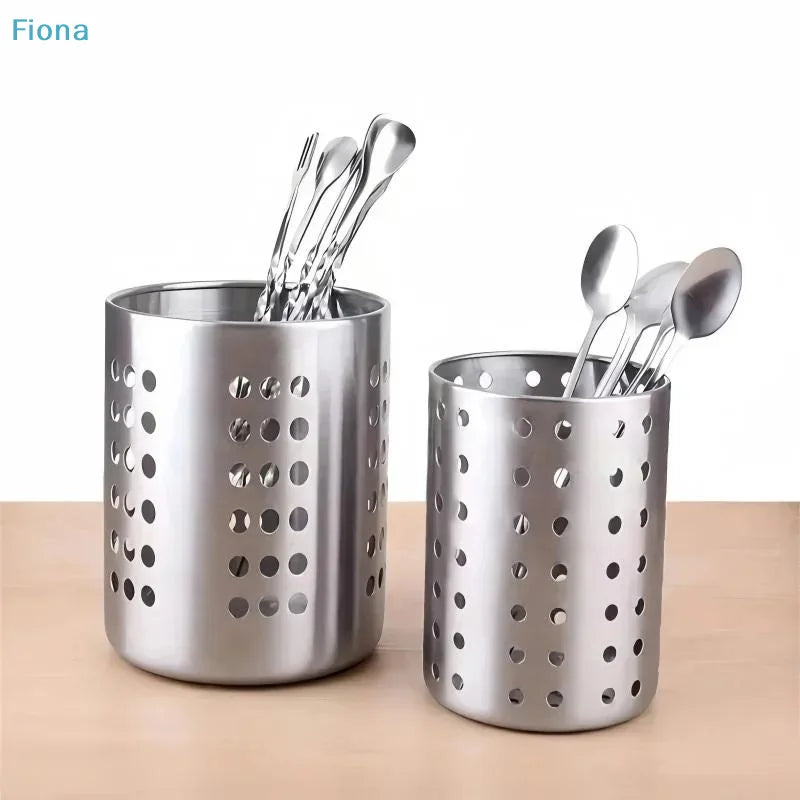 boîte rangement ustensiles perforée moderne acier inoxydable argenté cuillères fourchettes couteaux