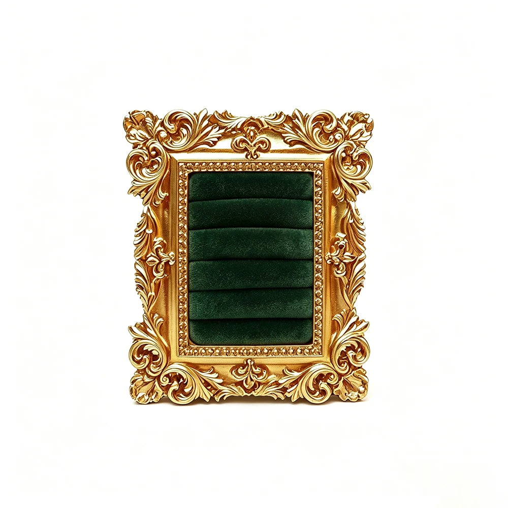 support bijoux or vert blanc ornements baroques velours classique baroque