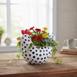 pots fleurs forme poule motifs pois noirs succulentes géraniums lavande rustiqueextérieur jardin