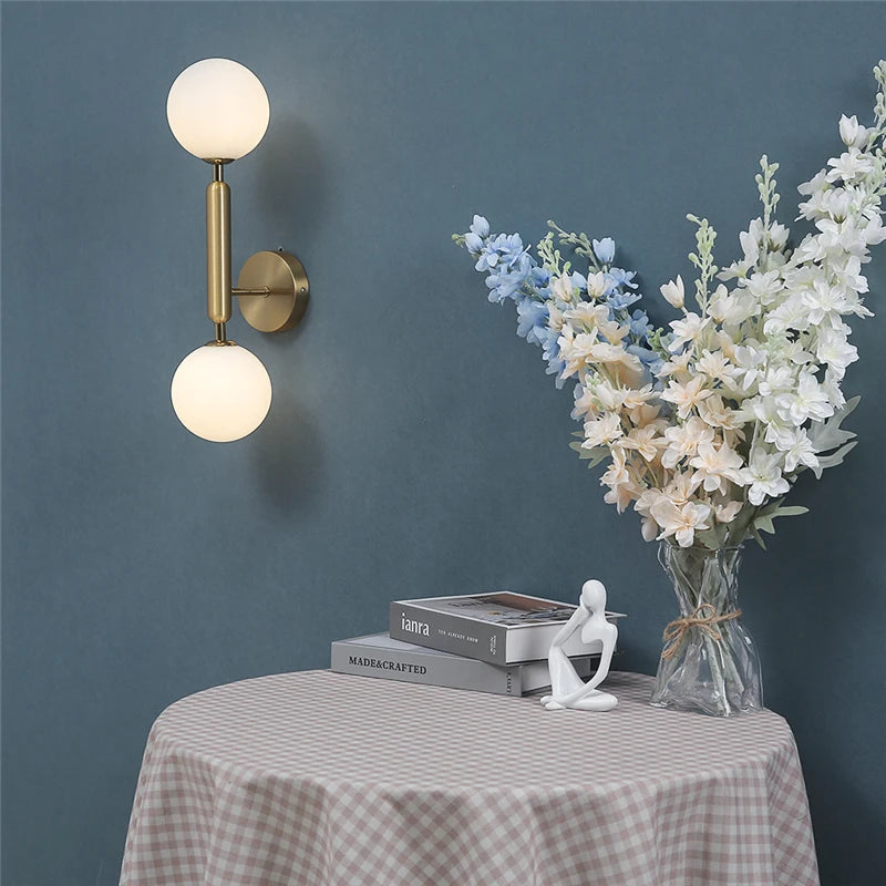 lampes murales modernes globes translucides or blanc bleu jaune gris marron minimaliste fixées mur