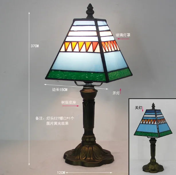 lampe table art nouveau tiffany multicolore base sculptée interrupteur bouton
