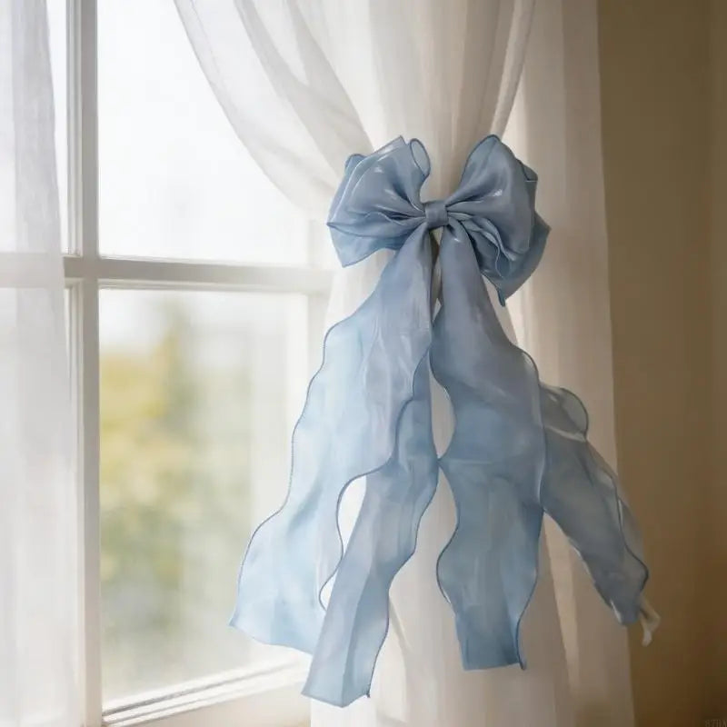 rubans décoratifs ondulés plissés élégants moderne rideaux bleu clair noir rose pâle