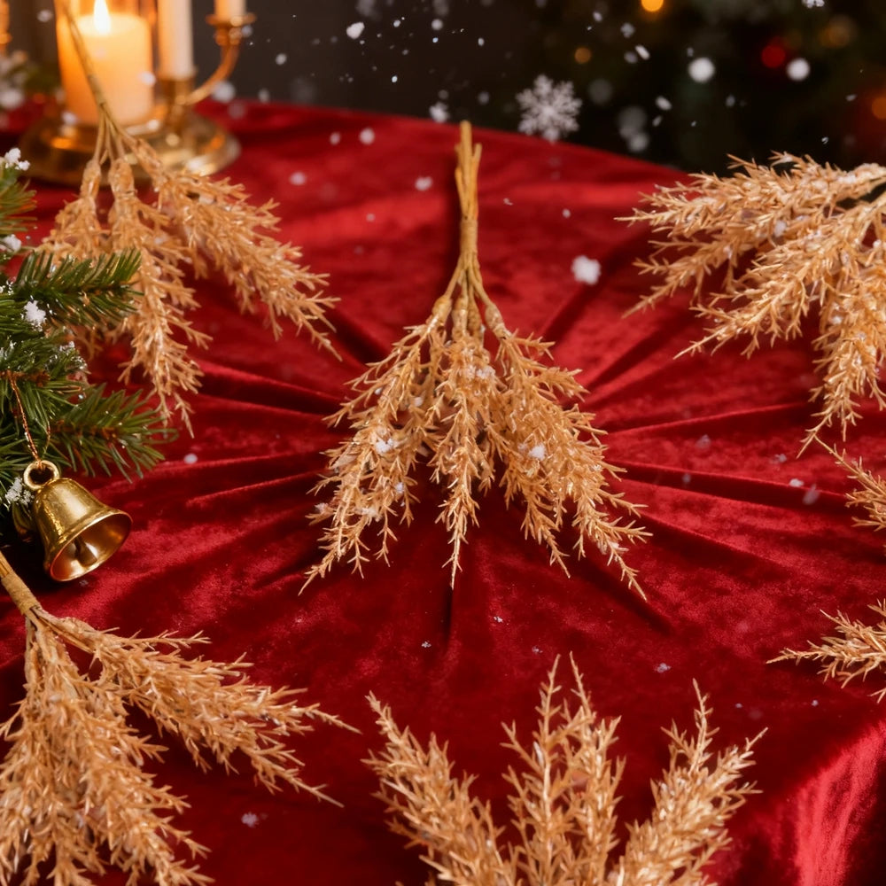 décoration noël plumes artificielles branches feuilles pin pommes coton rouges traditionnellements