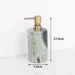 ensemble décoration salle bain marbre vert blanc moderne distributeur savon boîte mouchoirs flacon parfum