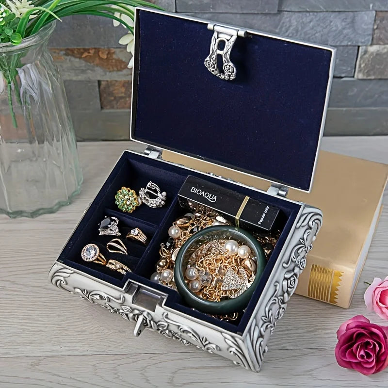 boîte bijoux argentée décor floral compartiments cadenas classique baroque intérieur bleu métal tissuintérieur