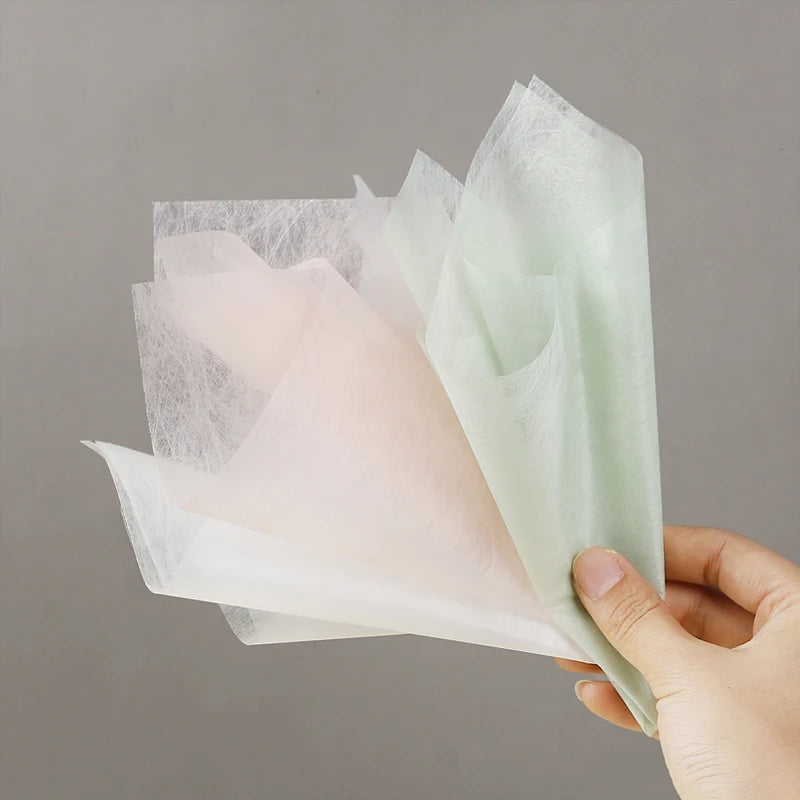 papier d'emballage floral blanc rose vert noir simple minimaliste occasion mariage anniversaire noël