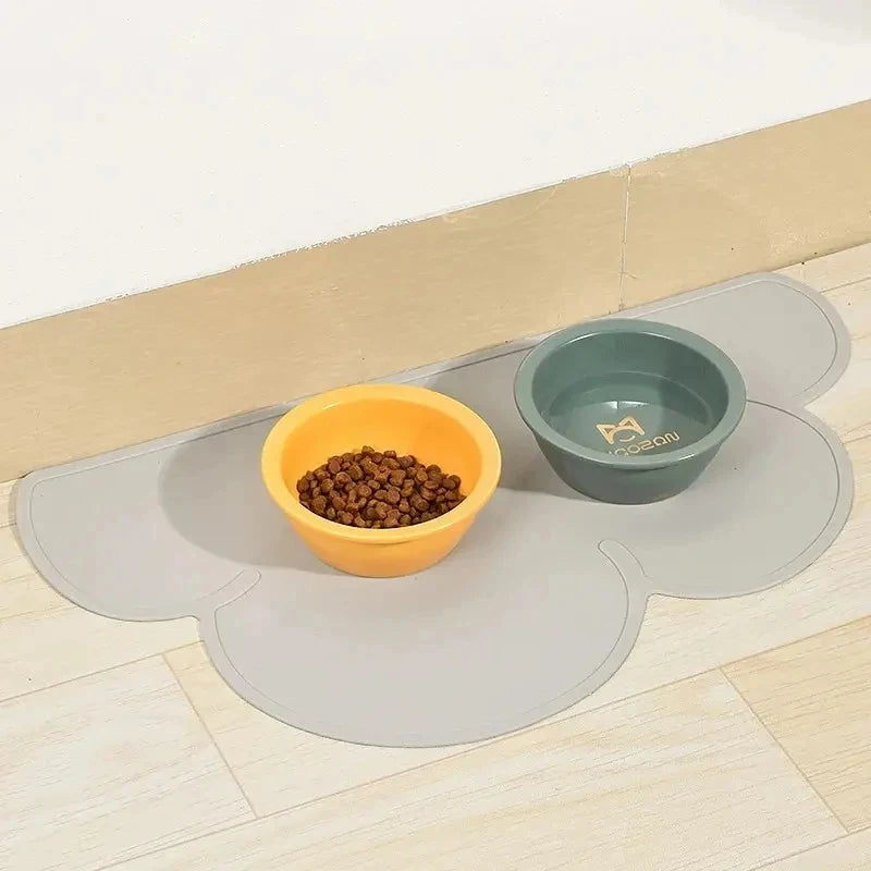 tapis silicone anti fuite protège table moderne animaux gamelles cœur nuage