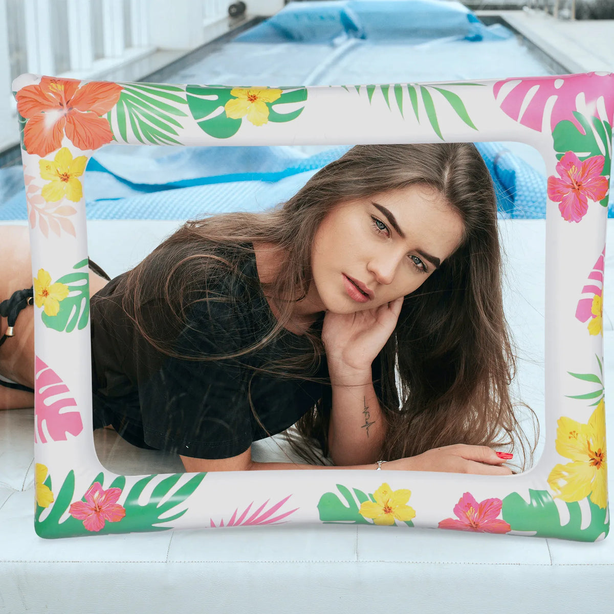 cadre photo gonflable fleurs tropicales hawaii party selfie frame moderne récréatif blanc vert rose