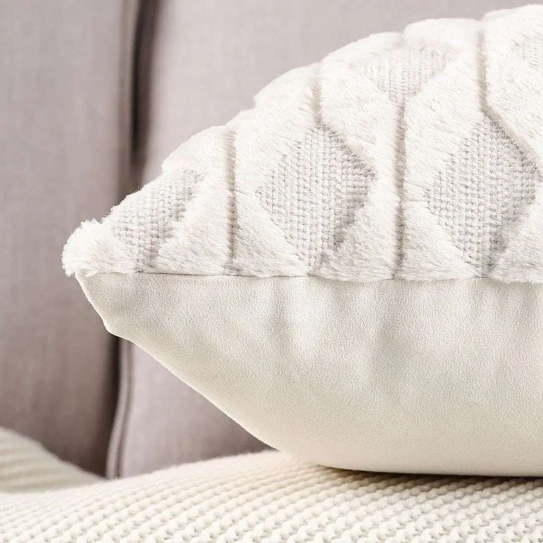 housse coussin peluche blanche motif géométrique moderne 30x50cm sofa lit chambre voiture decoration