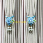 rubans fenêtre décoratifs élégants couleurs variées bleu rose beige