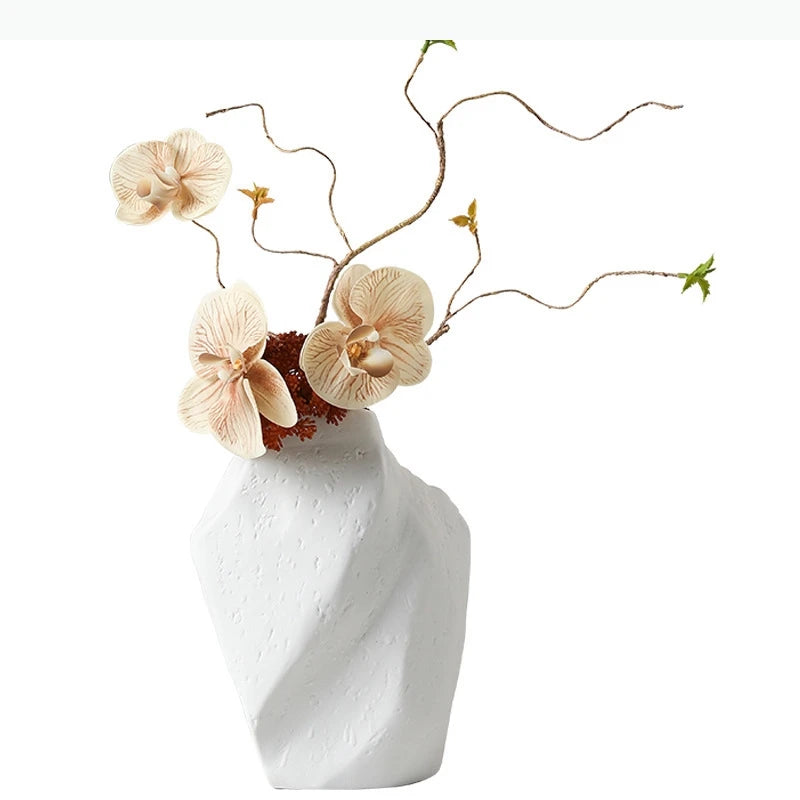 vase moderne minimaliste blanc opaque aspect grumeleux décoration table arrangement floral