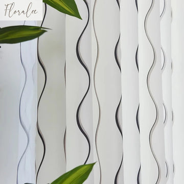 rideau moderne blanc gris rayures ondulées noires translucide fenêtre salon chambre maison