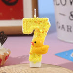 bougies chiffres canard jaune paillettes dorées anniversaire décoration enfantino festive opaques