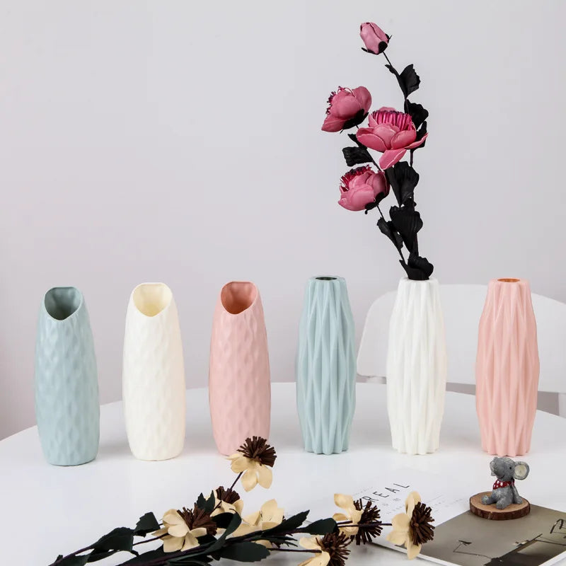 vases modernes vert pastel blanc rose texture géométrique minimaliste