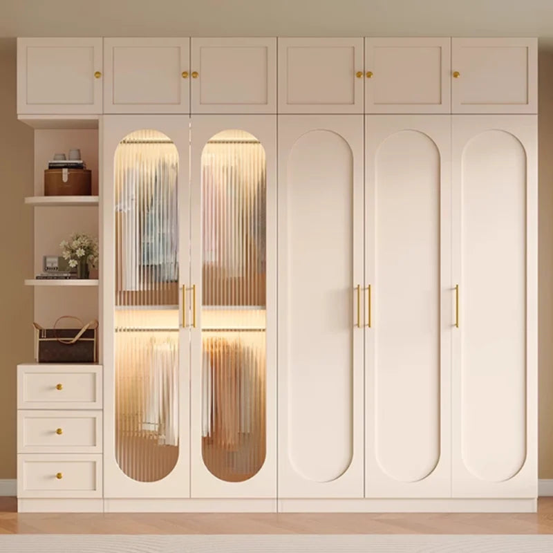 armoire vêtements bois massif beige clair tiroirs poignées dorées moderne