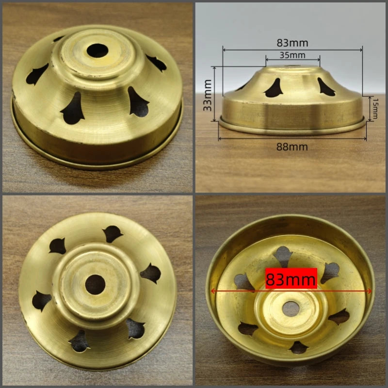 disques métalliques dorés classiques perforations opaques variés tailles incluses
