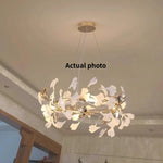 suspension lumineuse feuilles stylisées blanc doré contemporain opacité eyelets chambre salon
