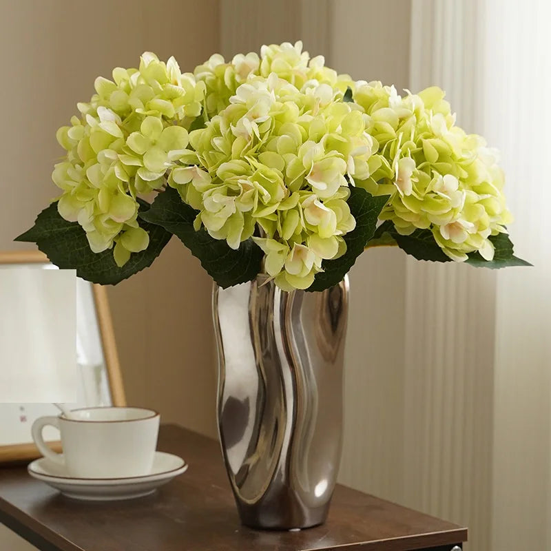 bouquet artificiel hortensia vert clair blanc rose pâle bleu clair moderne minimalisteintérieur decoration
