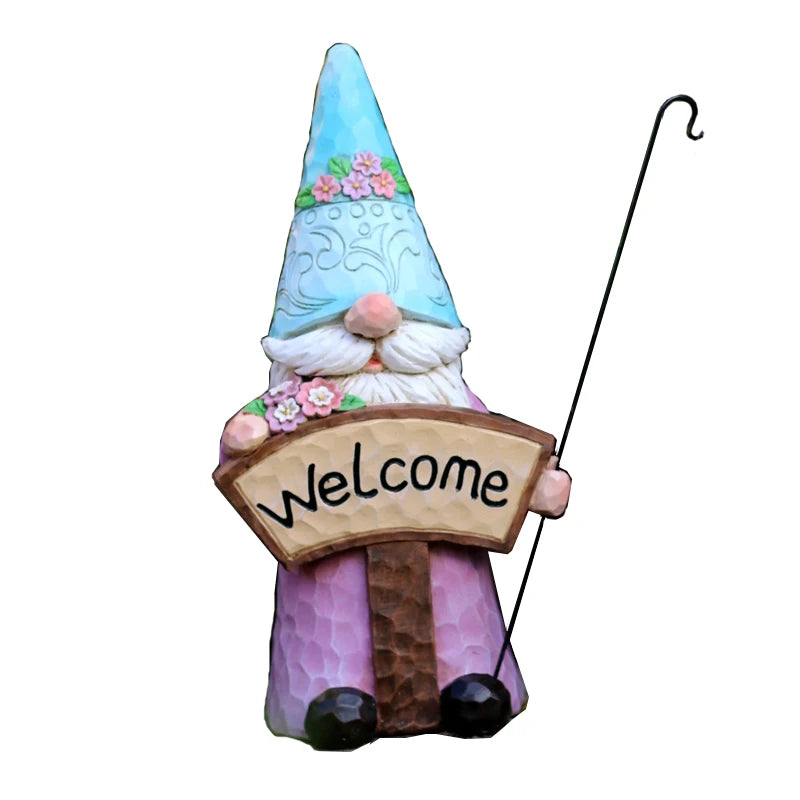 Statue gnome jardin bienvenue balcon cour décorative panneau fleurs lanterne champignons textures bois vintage
