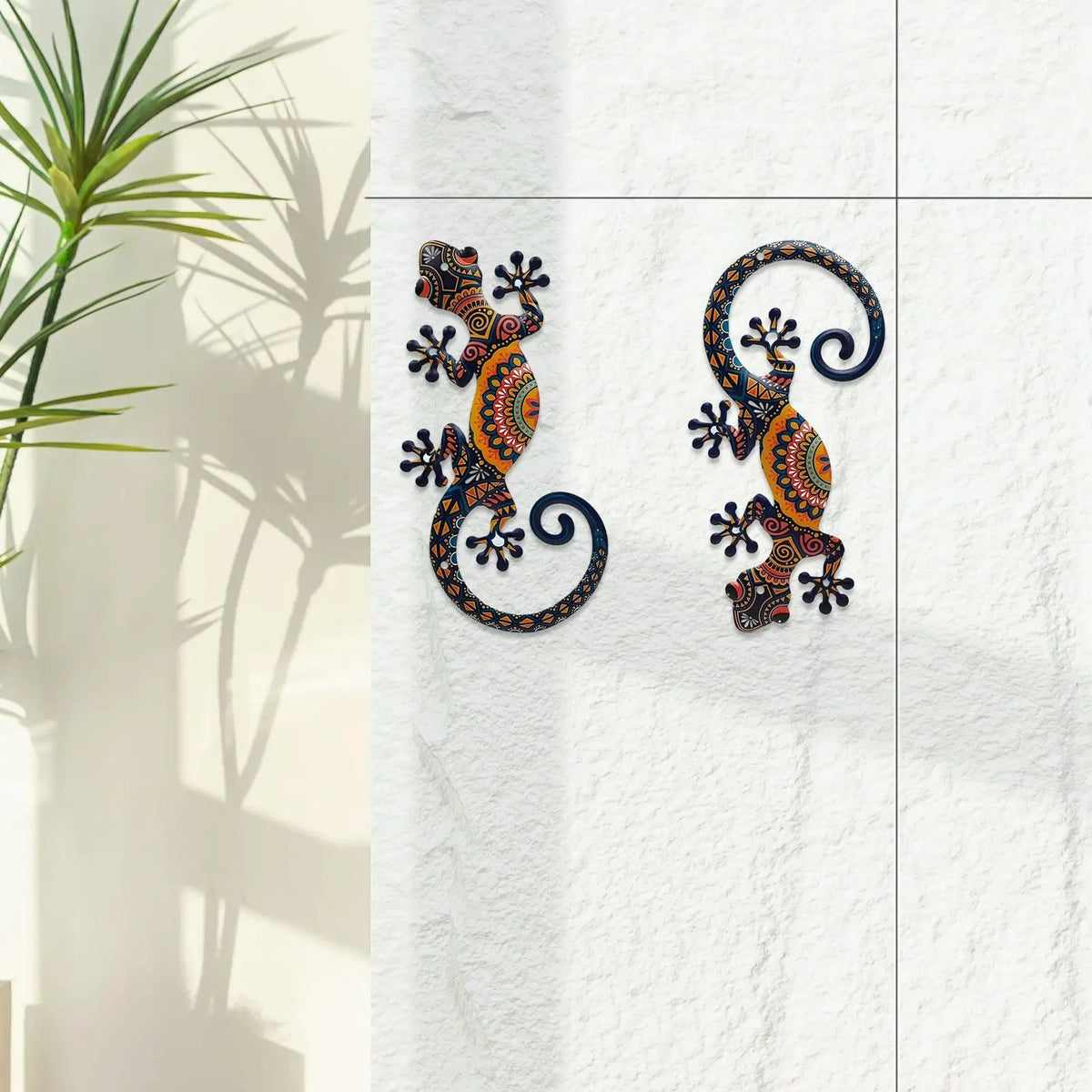 décoration murale lézard métal orange noir artisanal ethnique sculpture murale extérieure patio salle manger
