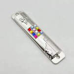 décoration maison mezuzah argenté doré relief architectural strass colorés traditionnel artisanal hanukkah