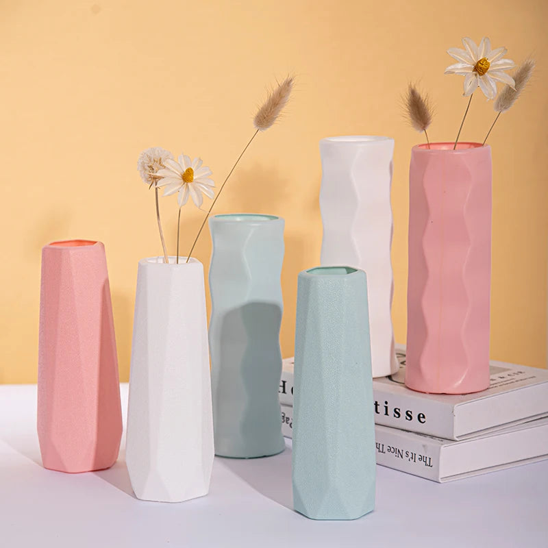vase décoratif moderne plastique blanc rose bleu fleurs artificielles maison